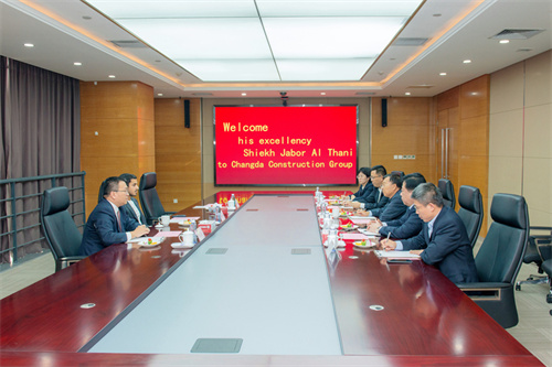 卡塔爾客人來訪 董事長(zhǎng)徐鵬強(qiáng)總裁朱九洲陪同